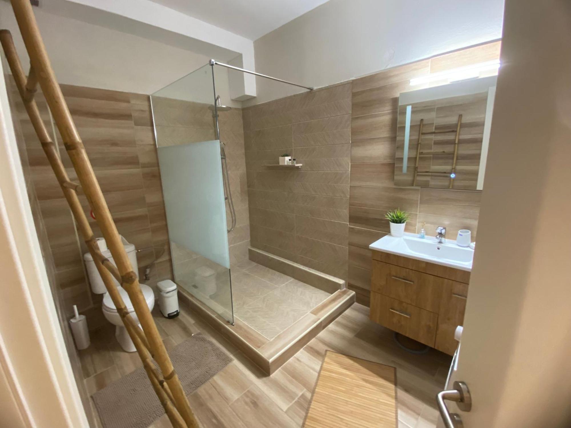 Lmj Apartments Αρτέμιδα Εξωτερικό φωτογραφία